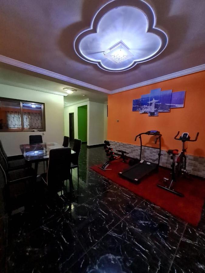 Nesta Barron -Home Away From Home North Legon Екстер'єр фото